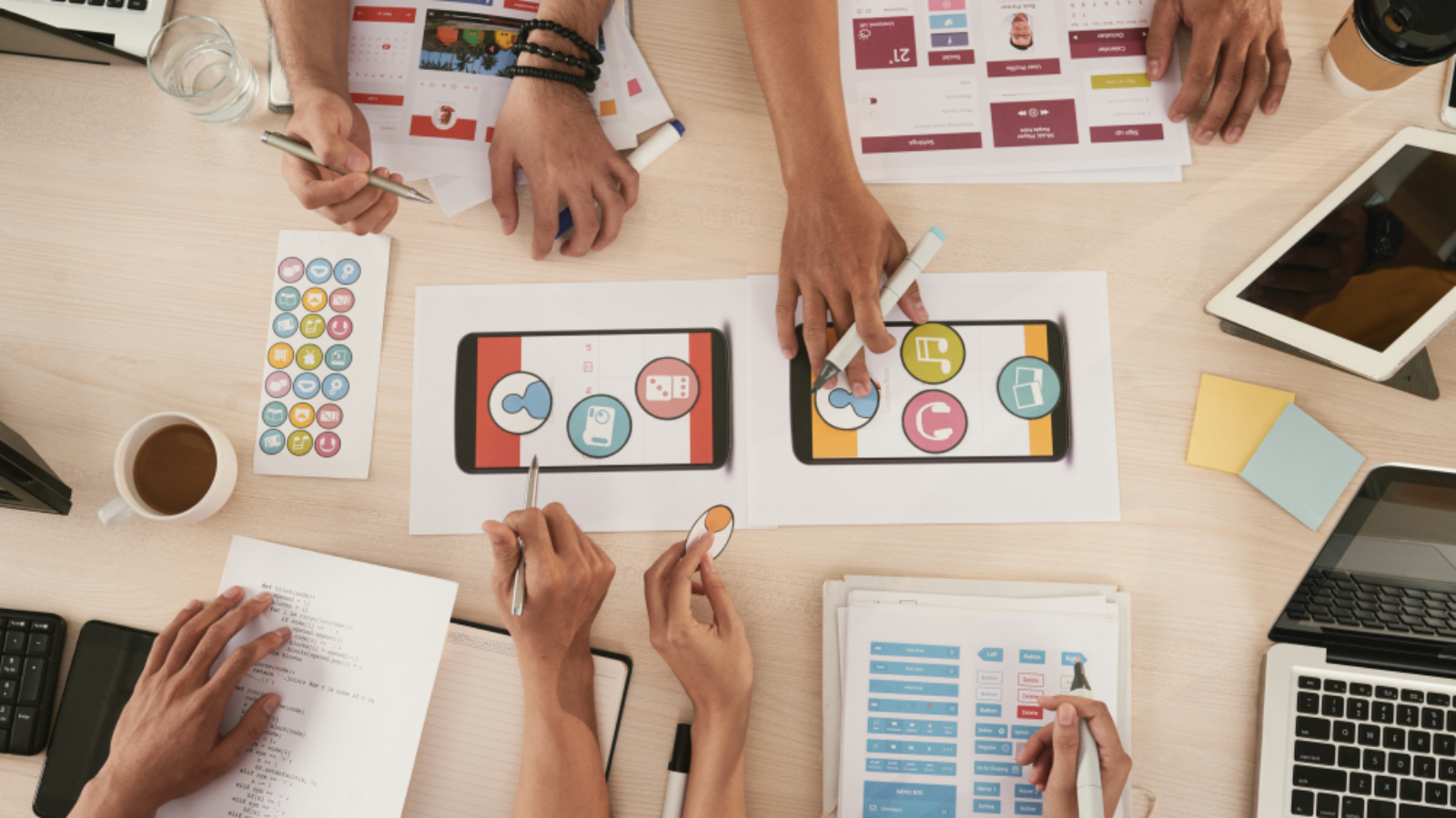 Custom Business Apps, custom app development, seamlessly integrate, long-term ROI, custom business applications