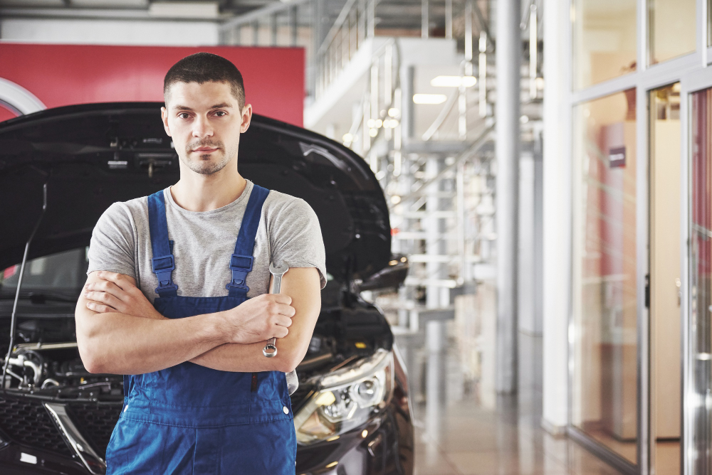 car mechanic garage near me Dubai, auto repair near me, car repair garage Dubai, mechanic Al Quoz, best garage in Dubai, car workshop Dubai near me, automotive SEO Dubai
